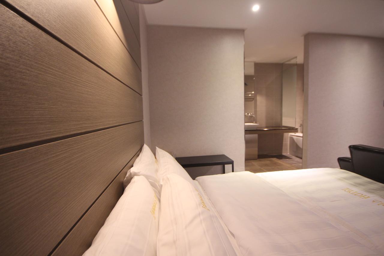 Paradise Hotel Gunsan Exterior foto